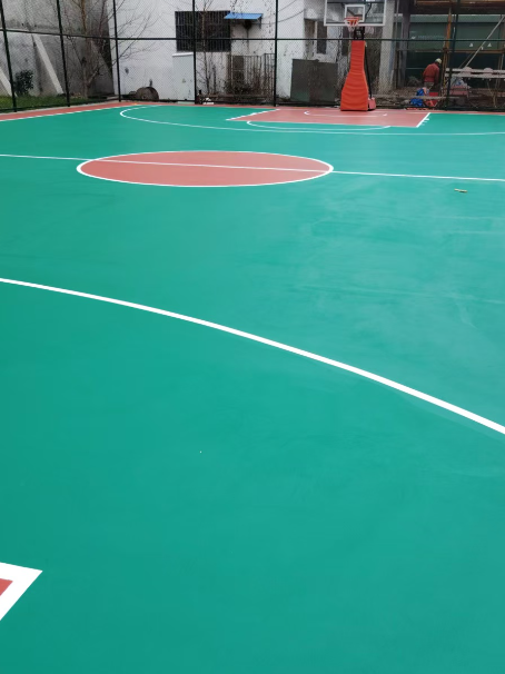 抚远 球场长期使用易出现地面开裂
